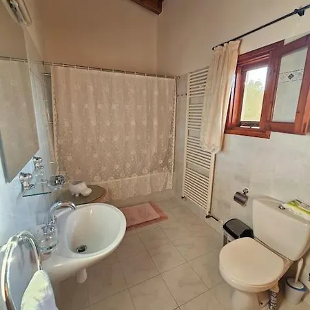 The House In Droushia Semesterbostad Dhrousha